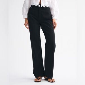 NWT Abercrombie & Fitch Women's High Rise Black Jeans (curve love)